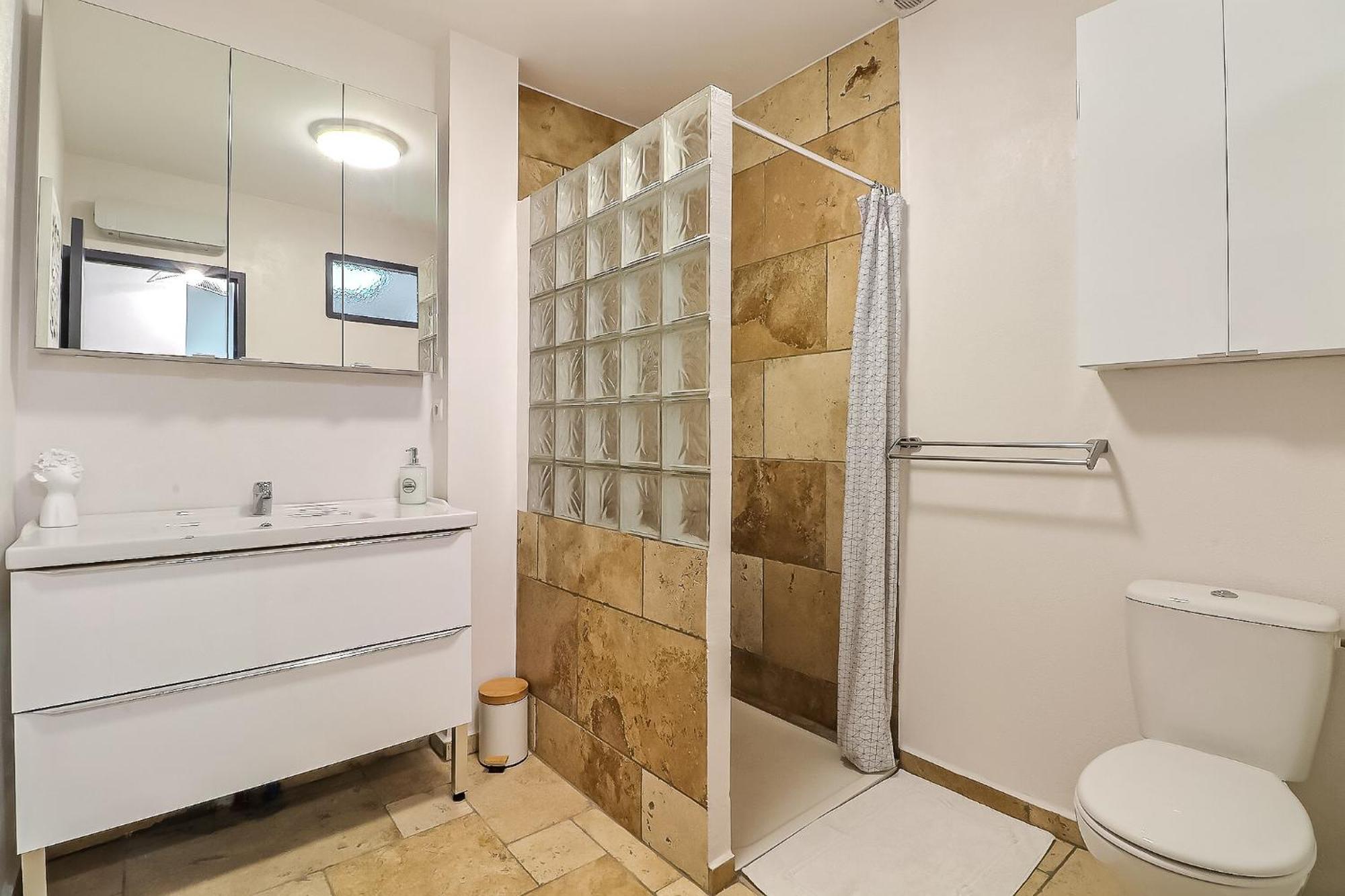 Le Logy-Cosy - Appartement 5 Pers - Clim Wifi Cosy Garage Saint-Gilles  Εξωτερικό φωτογραφία